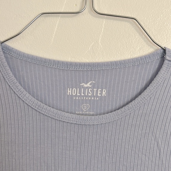 Light blue long sleeve bodysuit from Hollister - Picture 3 of 3